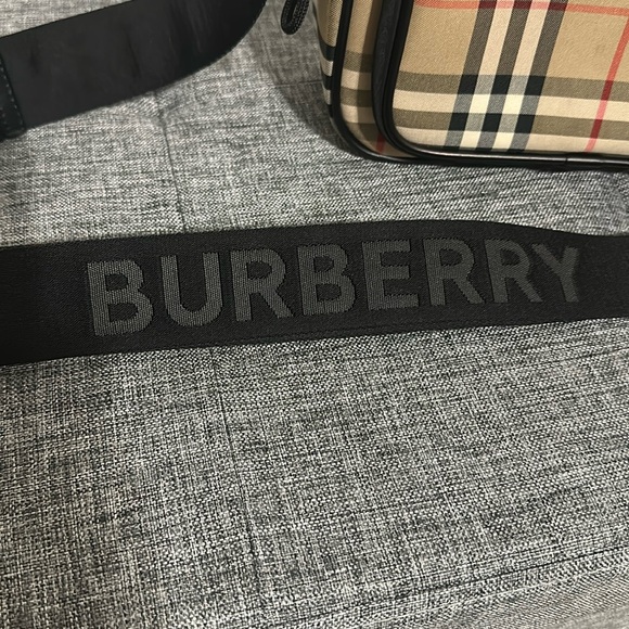 Burberry 🧡🖤Canvas Check Paddy Messenger - Picture 13 of 17